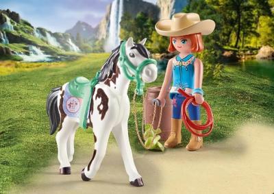 Hora de Comer con Ellie y Sawdust